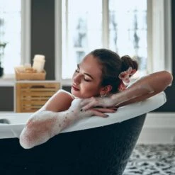 Armoire De Salle De Bain Sur Pieds -Salle De Bain Meubles 33365a52025c48b98a0fb36902c252d9